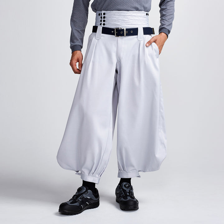 Toraichi Japanese tobi pants front view white
