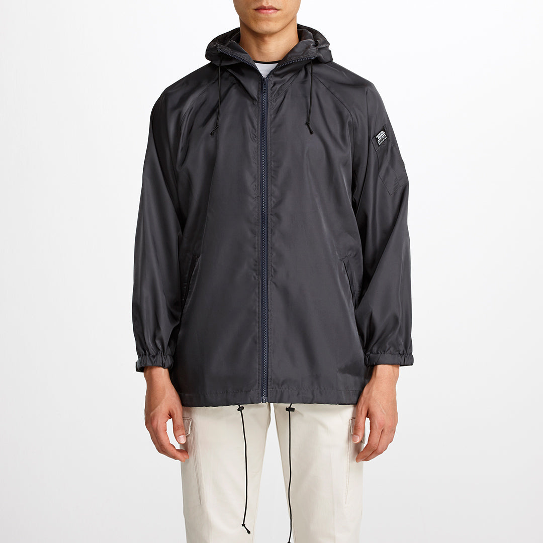Front view of the Toraichi 2001-521 Tobi Jacket in black, a lightweight Japanese workwear windbreaker