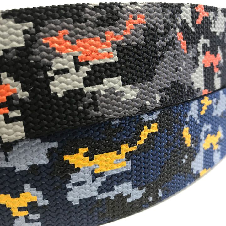 Detail of buckle and strap connection on Toraichi rouge camouflage belt