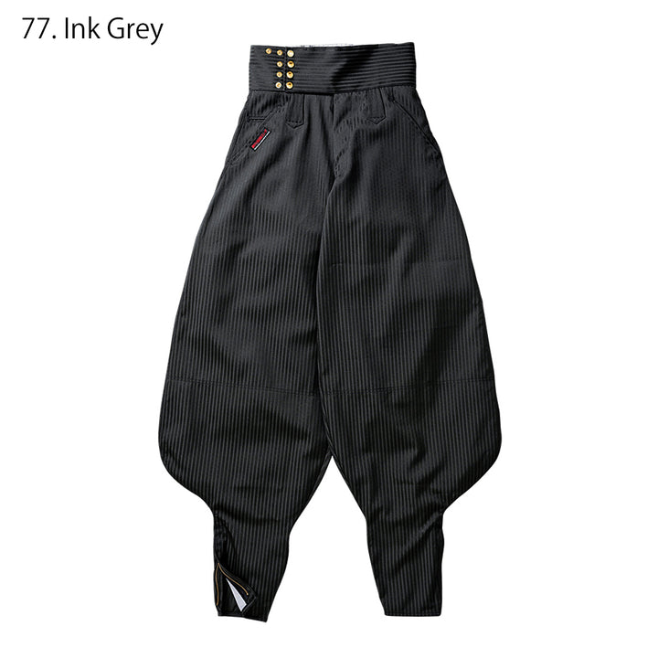 High waist hachibu pants styled with belt