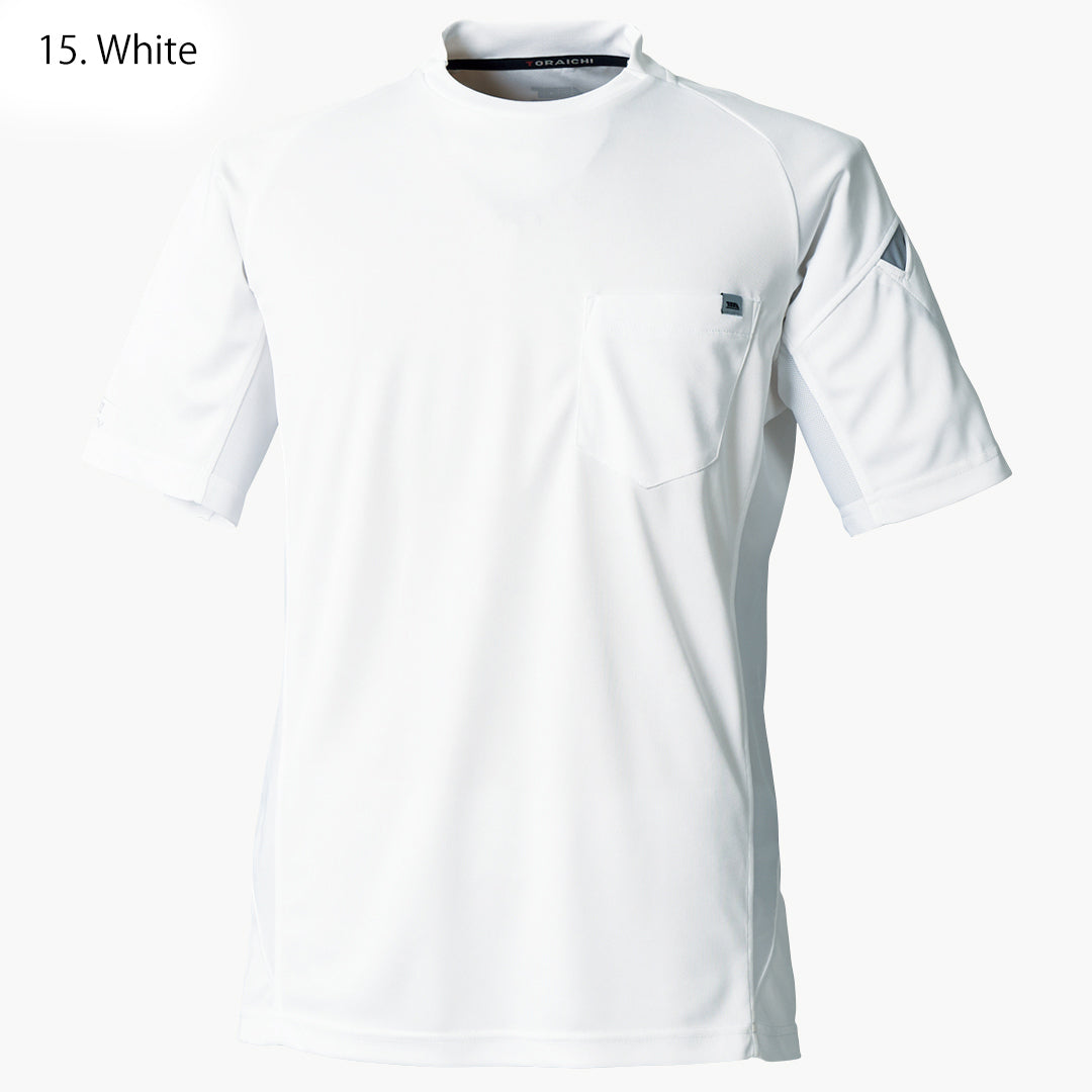 Close-up of chest pocket on Toraichi 5949-618 black t-shirt