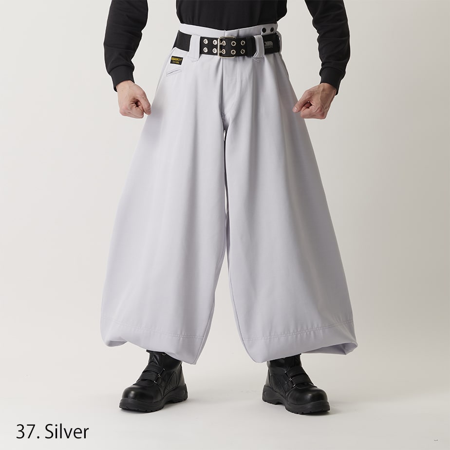 Exaggerated long Hachibu pants design