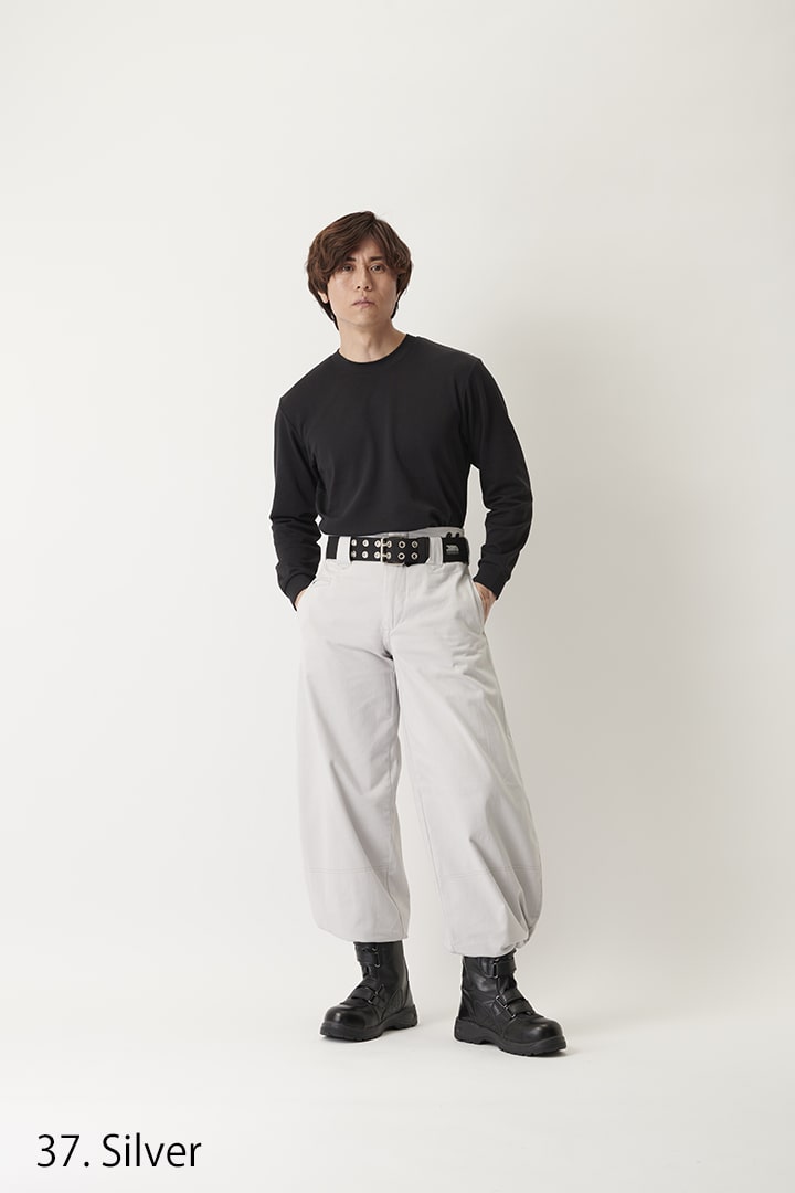 Front view of slim cut hachibu trousers in cotton with long tapered leg