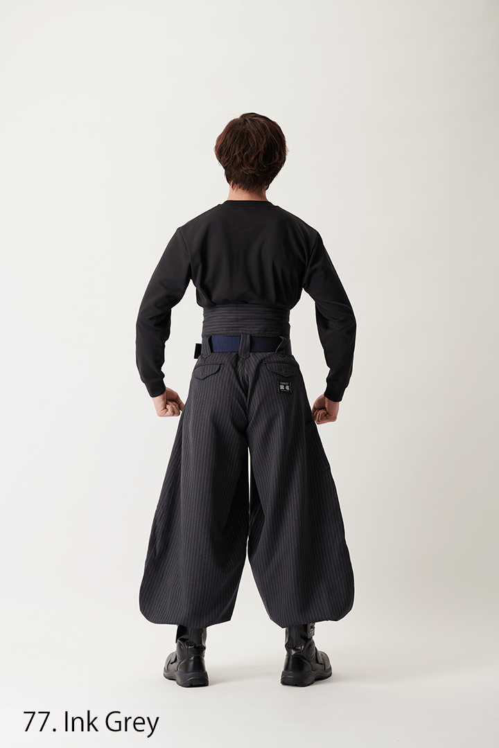 Toraichi-inspired hachibu pants with zippered pockets and tall waistband