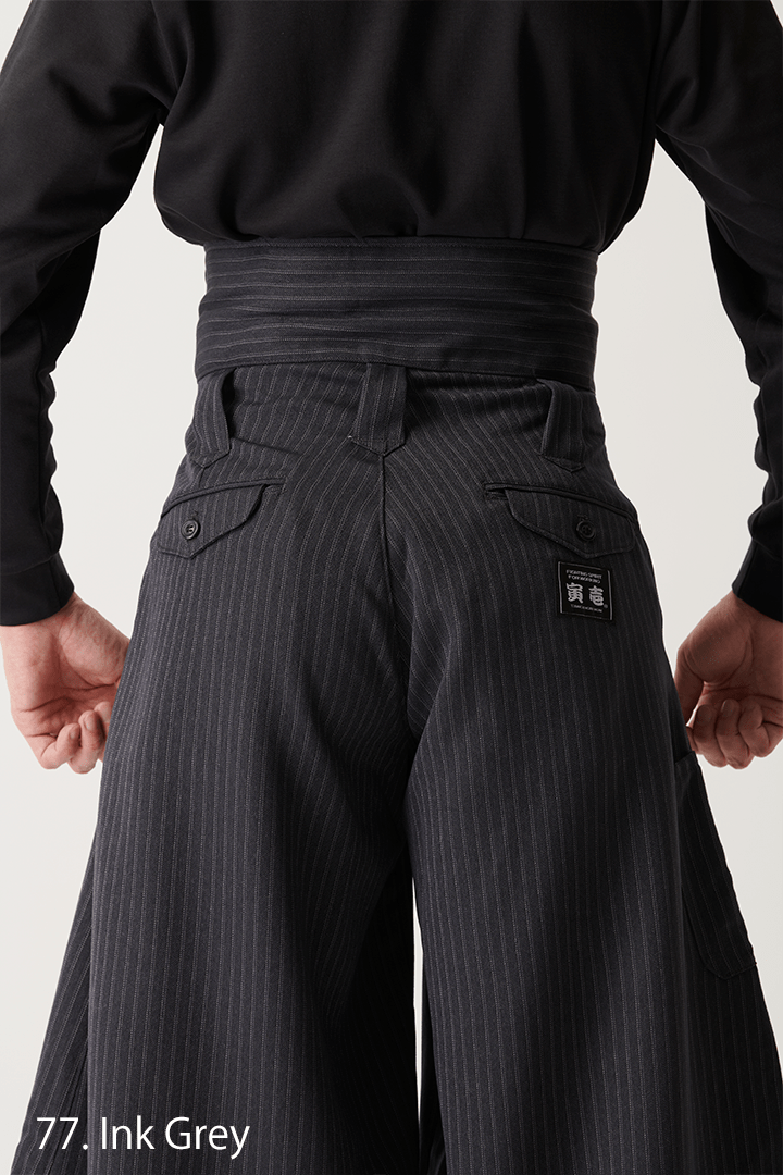 Japanese hachibu trousers with wide cut and structured presence