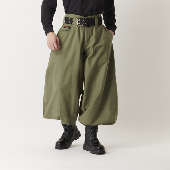 Toraichi 4441-418 super super long hachibu beige Japanese tobi pants front view