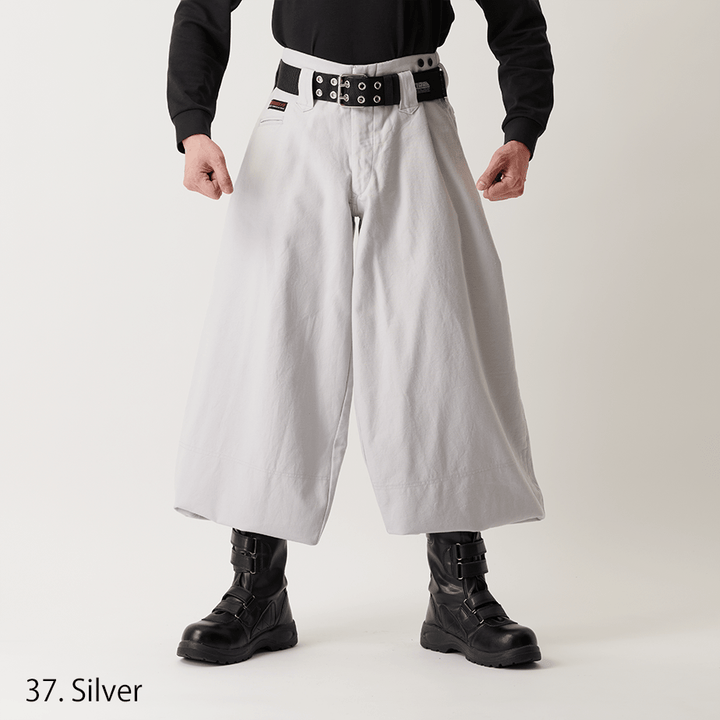 Front view Toraichi 4441-418 OD hachibu pants traditional Japanese workwear