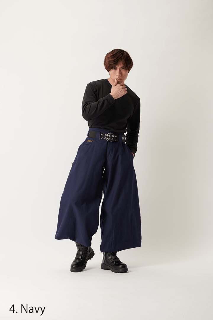 Wide leg Toraichi tobi pants in dark navy