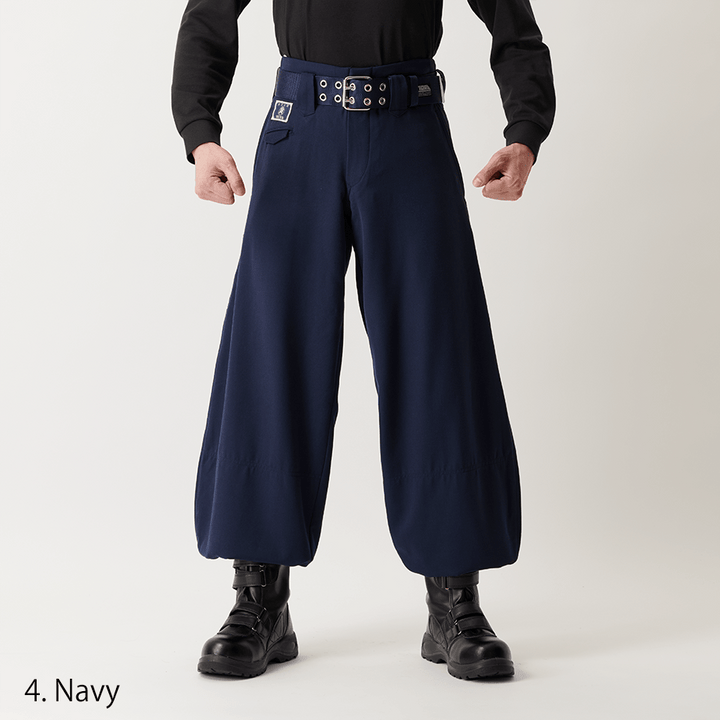 Toraichi tobi pants styled with boots grey