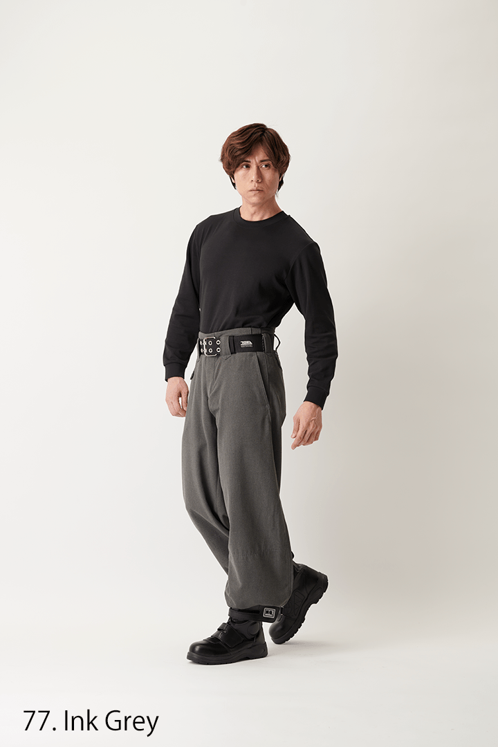 Toraichi tobi pants pocket close-up grey