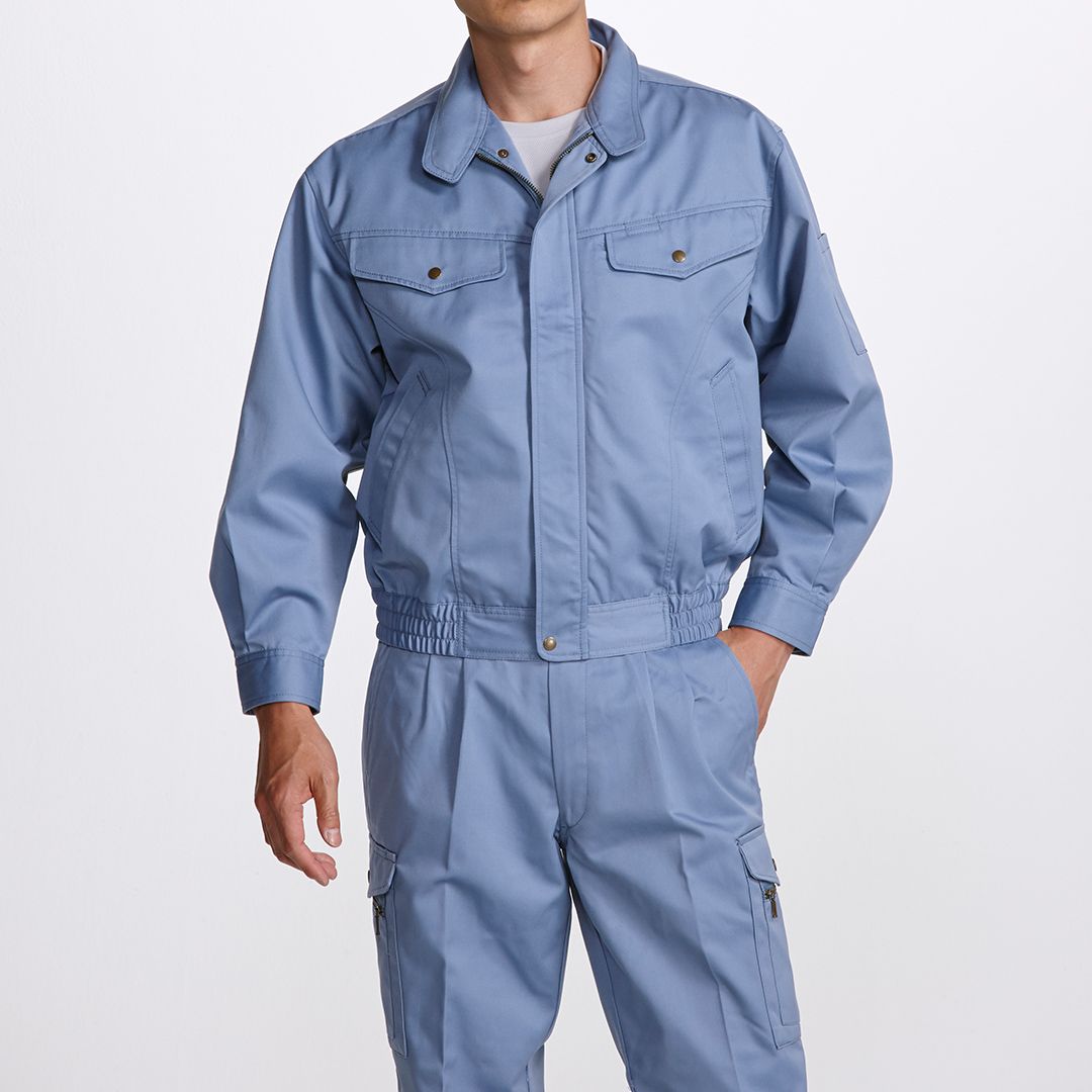 Front view of the Toraichi 1650-124 Tobi Jacket in light blue, part of the Japanese workwear jacket collection