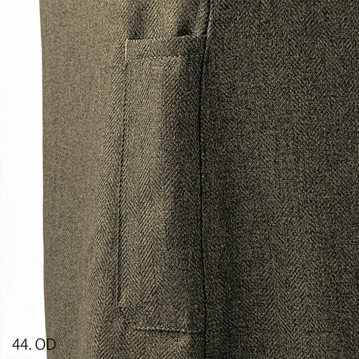 Close-up of waist detail on Toraichi slim hachibu workwear pants