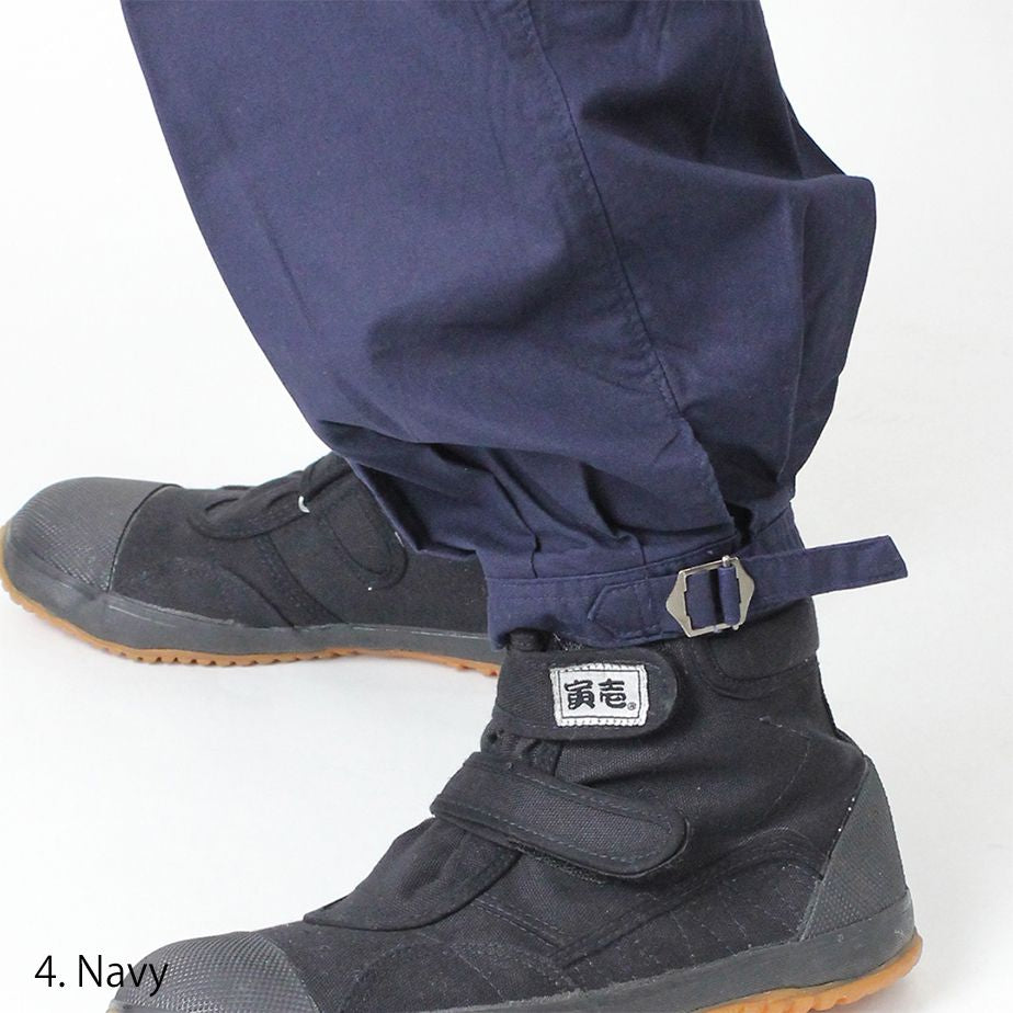 Close-up of Toraichi 1016-406 grey tobi pants durable cotton fabric