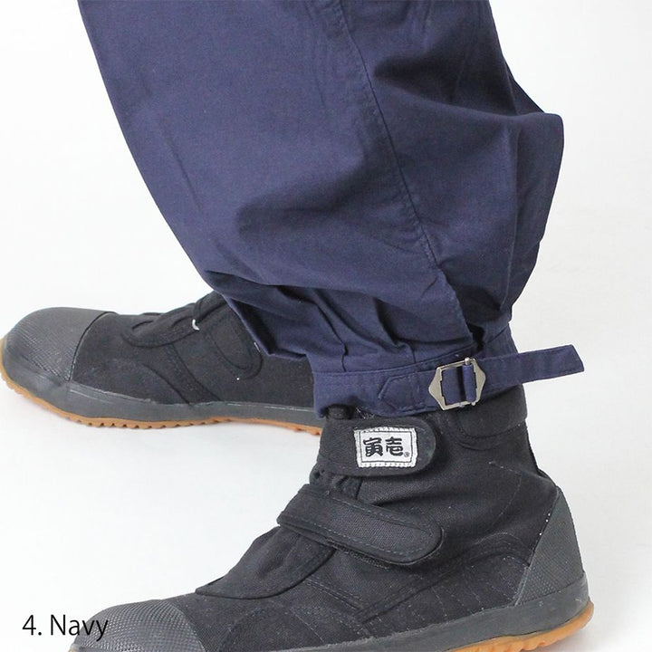 Close-up of Toraichi 1016-406 grey tobi pants durable cotton fabric