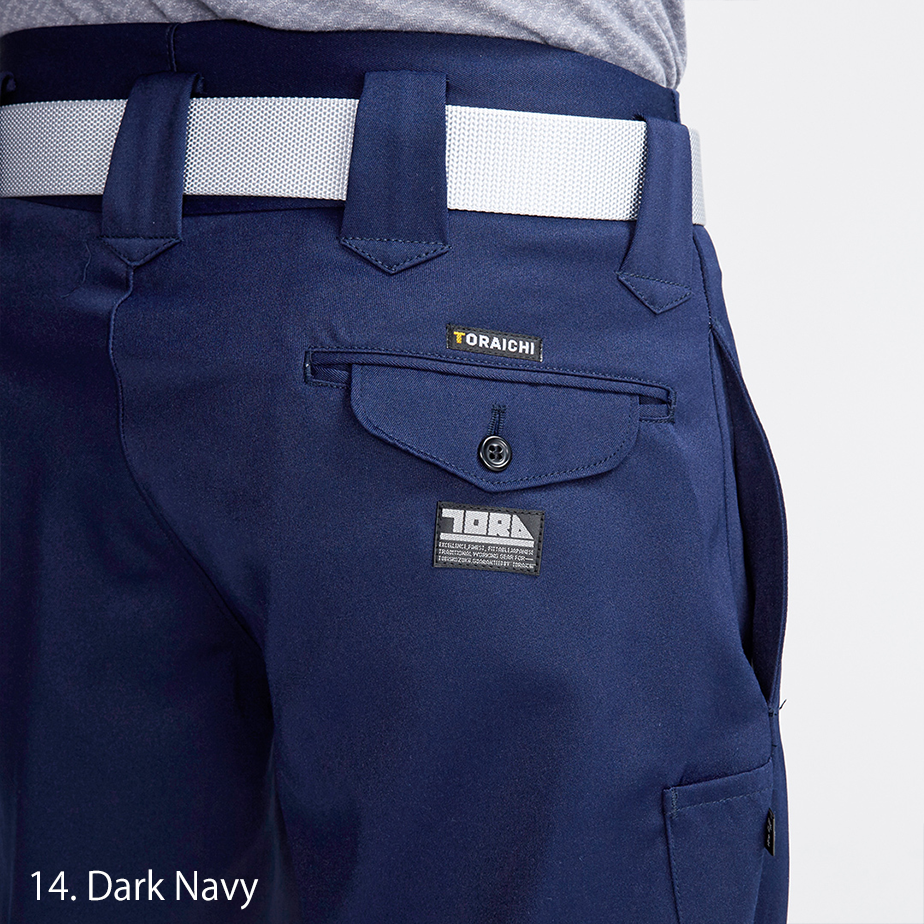 Rear belt loop and seam detail on Toraichi navy tobi pants