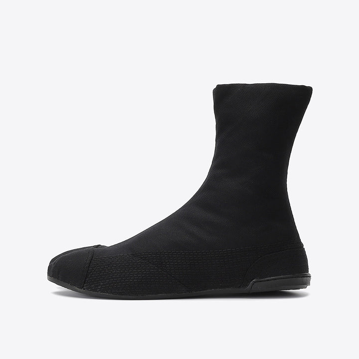 Black canvas Tabi shoes with durable stitching and authentic Japanese craftsmanship