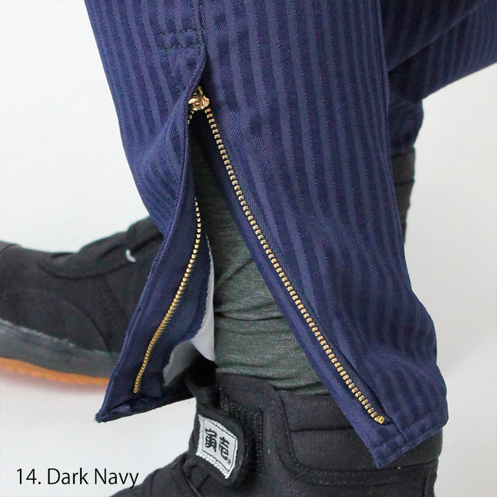Toraichi tobi pants waistband close-up dark navy