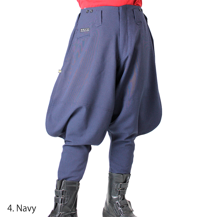 Pocket and seam detail on navy Toraichi tobi pants fabric