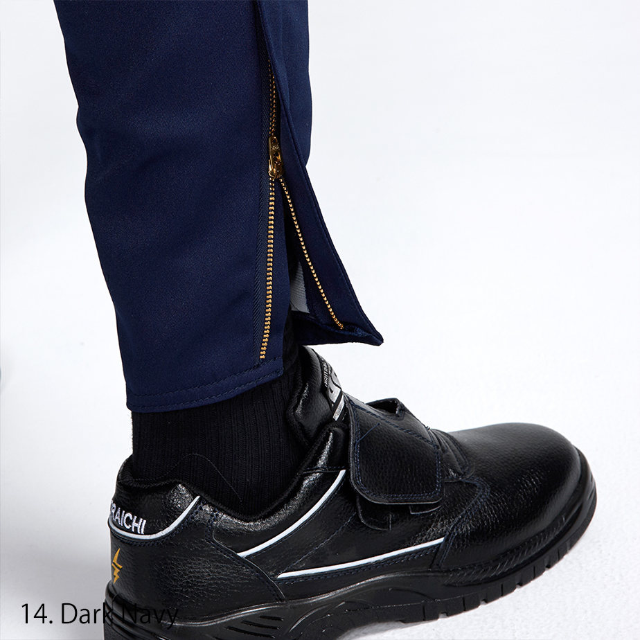 Traditional Toraichi tobi pants in dark navy, wide seat design with back pockets visible