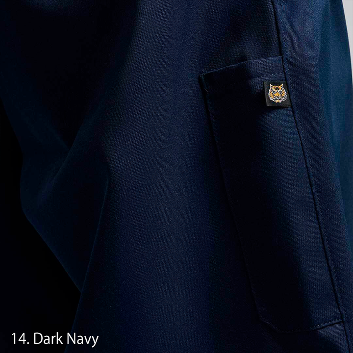 waistband close-up of toraichi tobi pants in navy