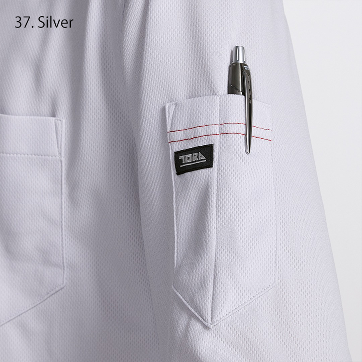 Sleeve logo tag close-up on Toraichi 5959-654 Japanese workwear shirt