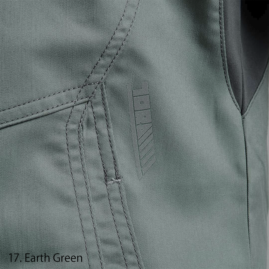front zipper closure and collar detail of the Japanese workwear summer blouson jacket