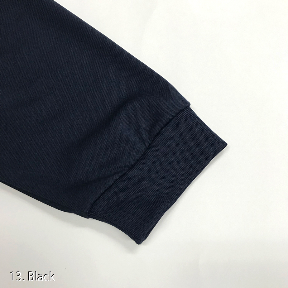 Back yoke and stitching details on Toraichi 5949-617 long sleeve crew shirt
