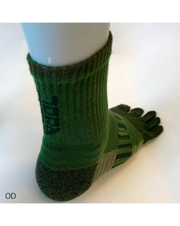 0119-909 Plain Antibacterial 5-Toe Socks (8 Pairs)